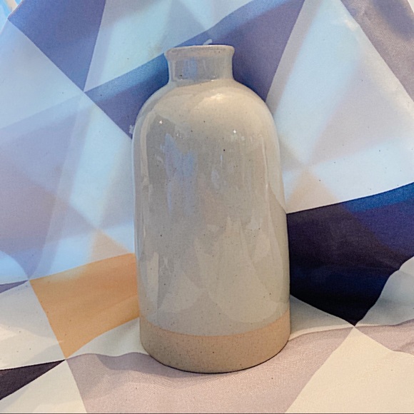 Magnolia 10“ Stoneware Vase Gray - Picture 5 of 5